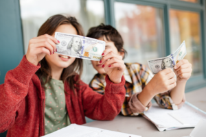 10 Basic Money Questions to Ask Your Children